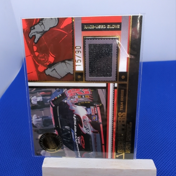 This 2005 Press Pass Kevin Harvick Race-Used Glove #'GGT-3 / Team Series NM - Picture 4 of 7